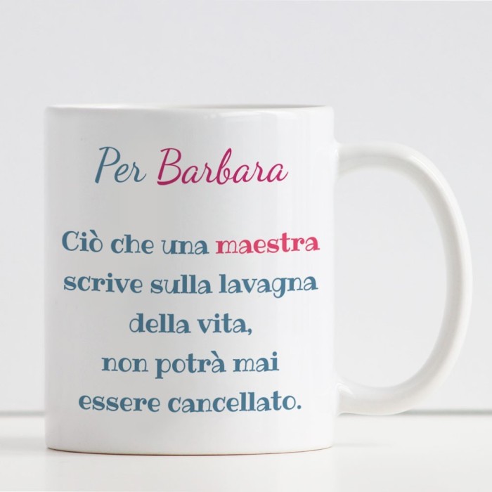 tazza personalizzata per la maestra con dedica e nome