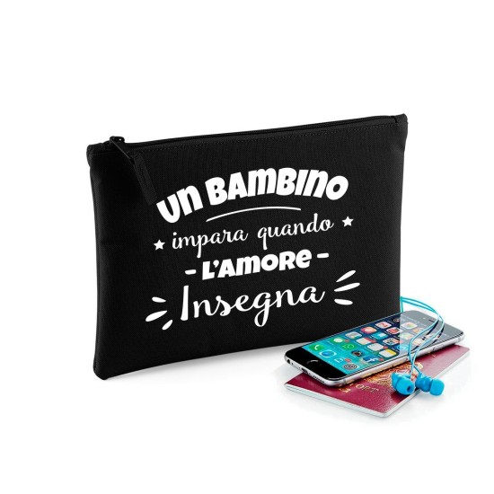 Pochette "Un bambino impara quando l'amore insegna" personalizzata con nome