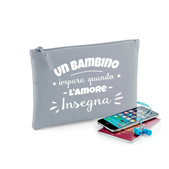 Pochette "Un bambino impara quando l'amore insegna" personalizzata con nome