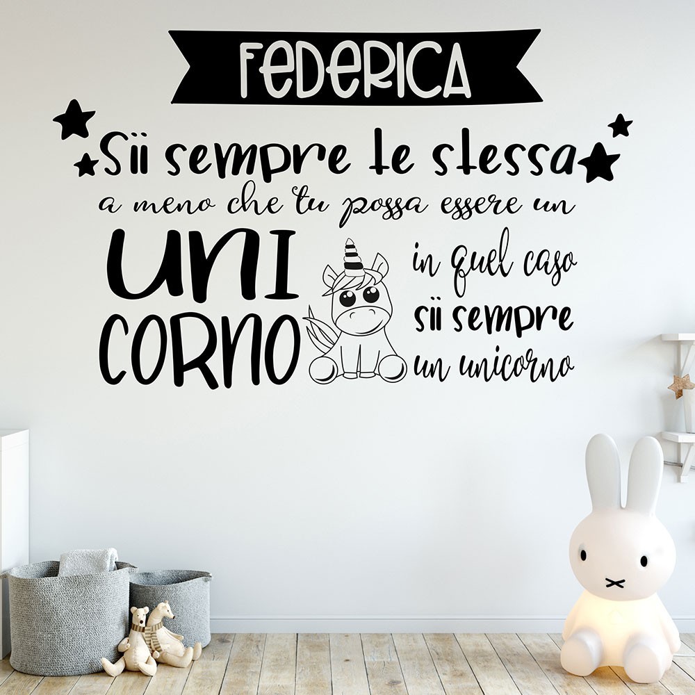 Adesivo murale wallsticker personalizzato "Sii un unicorno"