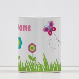 Tazza bambina con fiori e farfalla