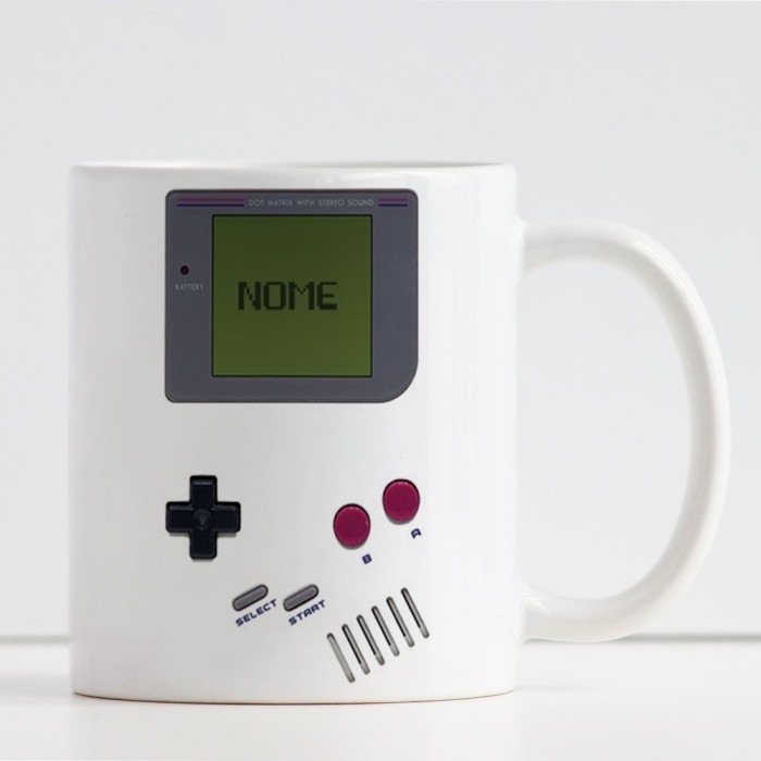 Tazza con disegno gioco Gameboy e nome
