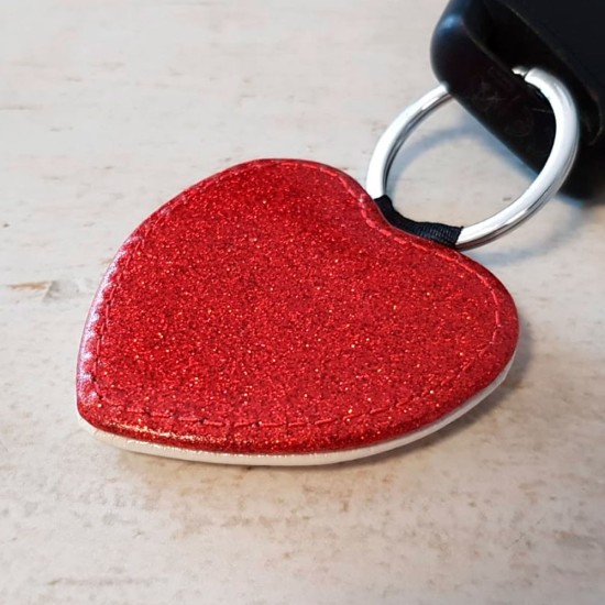 Portachiavi cuore in simipelle glitter da un lato e dedica per la super nonna con nome sul altro lato