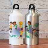 Borraccia motivo calcio per bambini personalizzata con calciatori e nome bambino