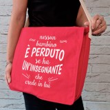 Borsa Tracolla regalo per la maestra e maestro personalizzata con frase, nome e classe