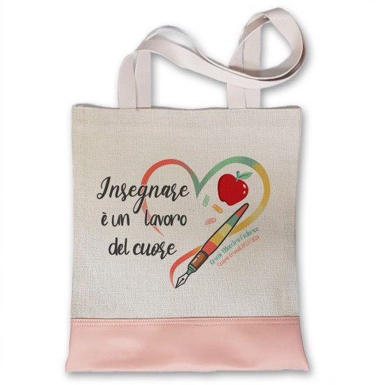 Borsa shopper, regalo personalizzato per la maestra con frase "Insegnare è un lavoro del cuore" nome maestra e nomi bambini
