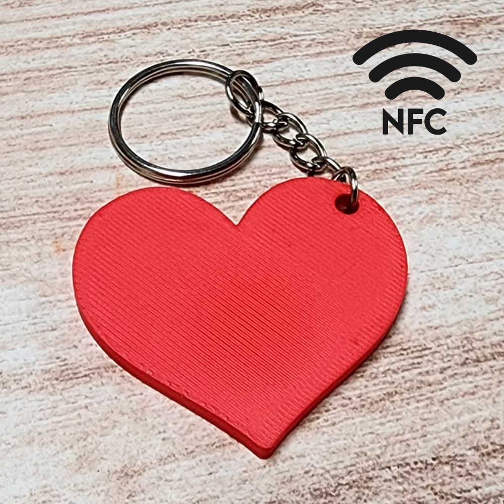 Portachiavi cuore con tag NFC e la tua canzone preferita